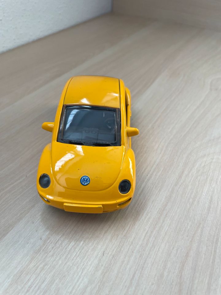 Modellauto VW New Beetle gelb 1:32 Model Auto in Pfofeld