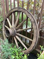 Großes Wagenrad Holzrad Speichenrad Kutschrad Eiche Bayern - Coburg Vorschau