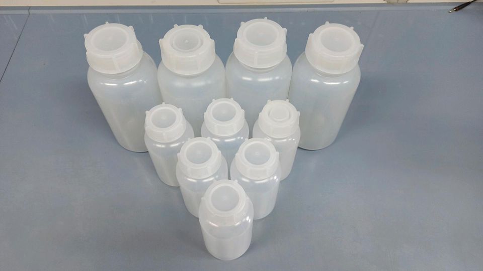 Weithalsflaschen 1500ml, 500ml aus LDPE Benzin/Aceton fest in Schwalmstadt