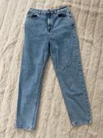 High-Waist Mom Jeans von ASOS (Gr. S / W28) NEU! Nordrhein-Westfalen - Brilon Vorschau