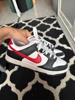 Nike dunks rot weiß schwarz Nordrhein-Westfalen - Bünde Vorschau