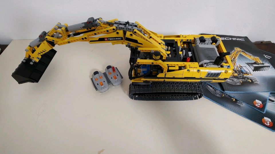 Lego Technik Raupenbagger und  mehr in Centrum