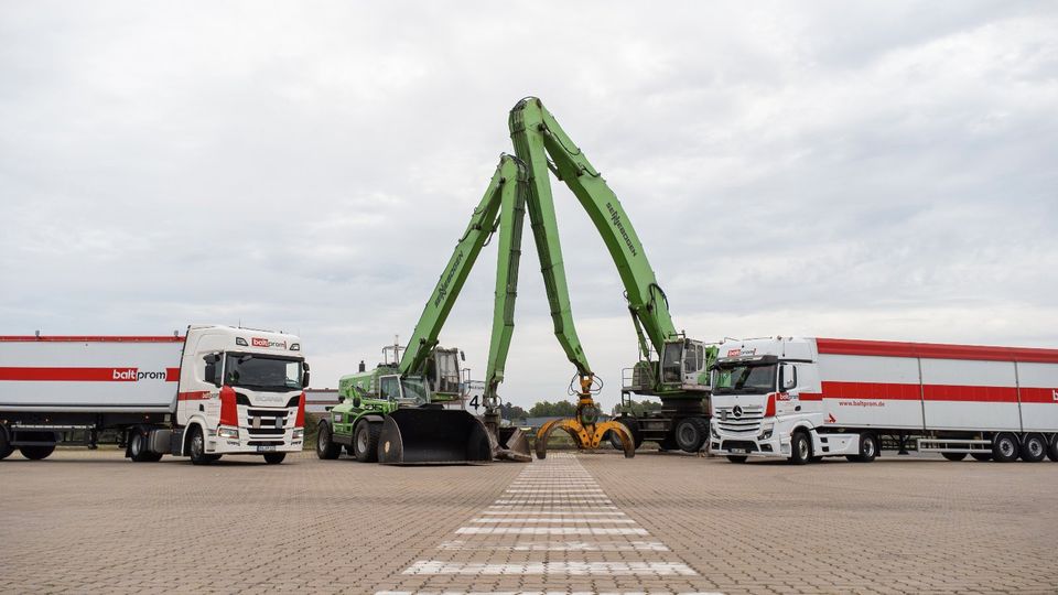 Berufskraftfahrer Fernverkehr (m:w:d) Schubboden/Kipper Norddeutschland in Stockelsdorf