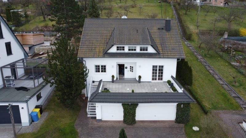 Exklusives Dreifamilienhaus in bester Lage in Jena