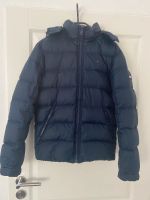 Tommy Hilfiger Winterjacke Gr.XS Niedersachsen - Ebstorf Vorschau