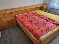 Bett mit Überbau Schlafzimmer Nachtkästchen Bettkasten Baden-Württemberg - Ebersbach an der Fils Vorschau