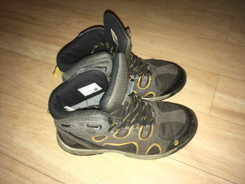 Outdoorschuh Jack Wolfskin Gr 33 in Soltau