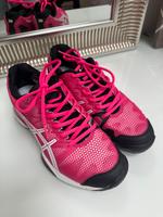 Asics Damen Tennis Indoor Schuhe Gr. 38 - wie neu Kr. München - Oberhaching Vorschau