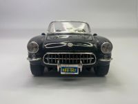 Modellauto Burago - Chevrolet Corvette 1957 1:18 Top Zustand! Baden-Württemberg - Neuhausen ob Eck Vorschau