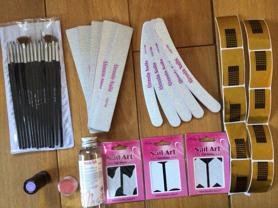 Nagelset, Nailset, Nailpinsel, Nagelfeilen, Cleaner, Neonail, Neu in Würzburg