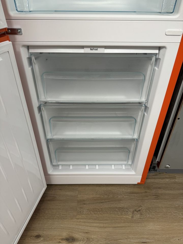 KÜHLSCHRANK LIEBHERR 186 CM A++ 12 MONATE GARANTIE/LIEF. in Hamburg