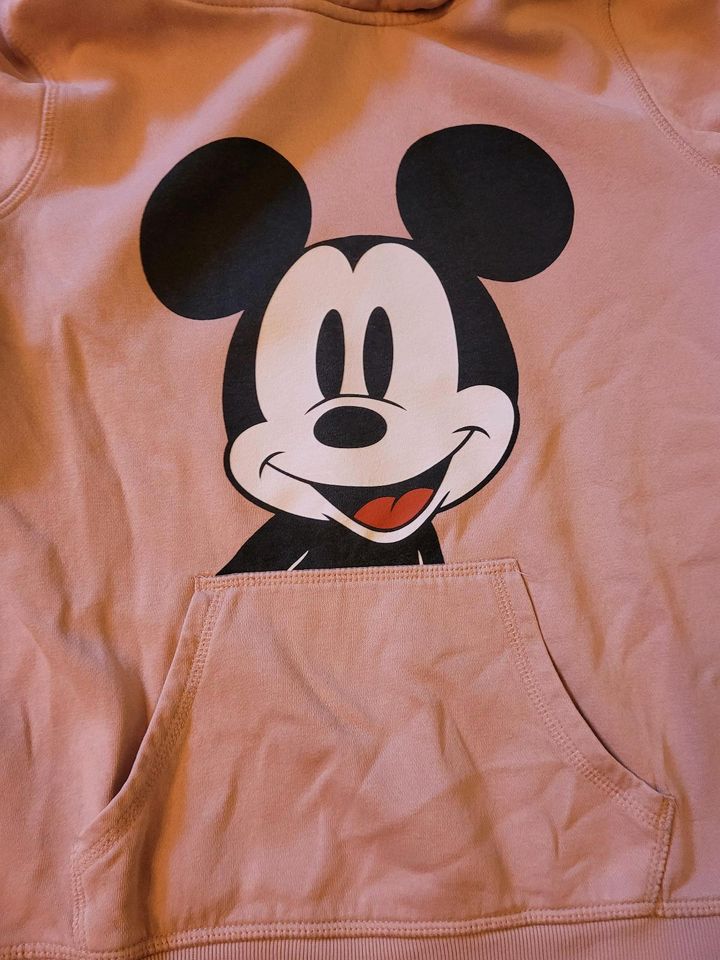 2x Hoodie Pullover Mickey Maus gelb rosa in Saarbrücken