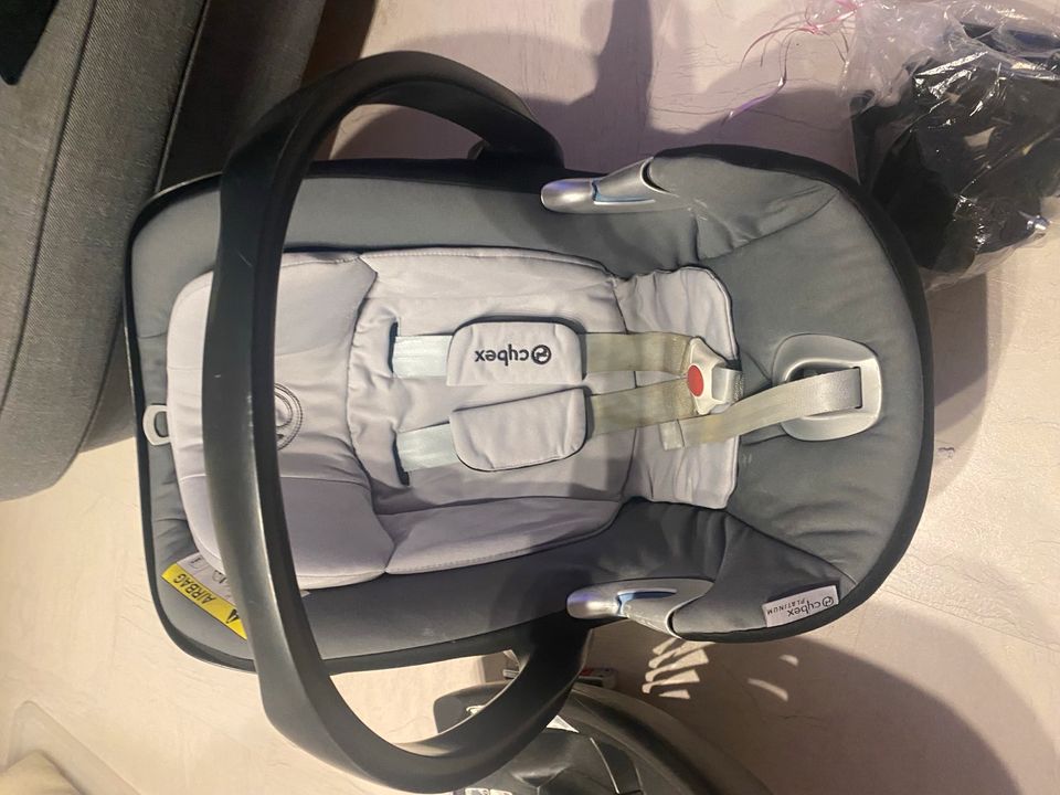 Cybex Aton Q Platinum line grau babyschale Autositz mit isofix in Göppingen