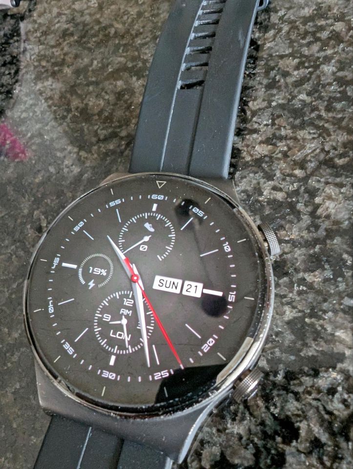 Huawei GT 2 PRO Watch VID- B19 Grau Smartwatch in Recklinghausen
