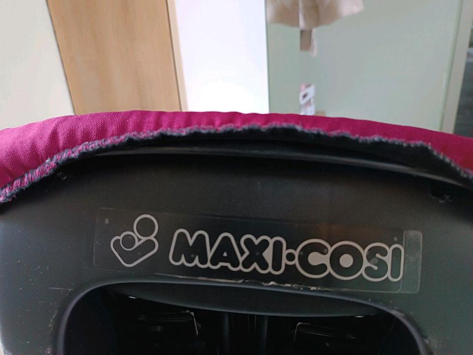 Maxi Cosi Kindersitz bis 18 kg in Donzdorf