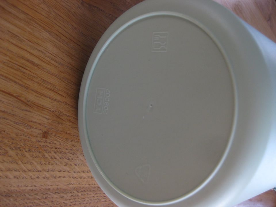 Dose Mintgrün mit Schnappverschluss.Höhe ca. 17 cm. X  12,5 cm. in Maselheim