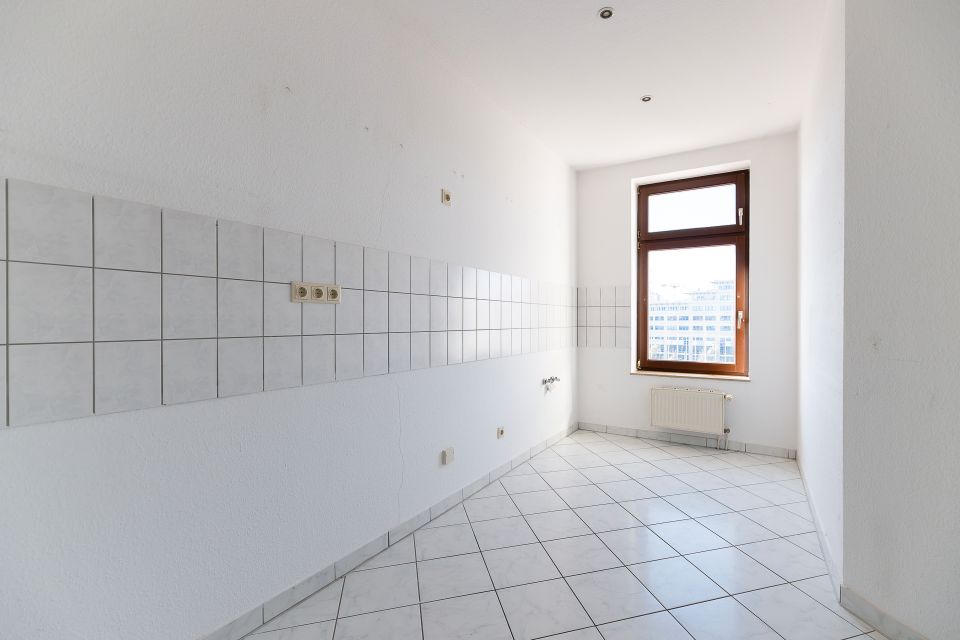 Bezugsfreie, große 3-Zimmerwohnung mit Balkon & Wannenbad - ideal für Paare & Familien in Leipzig