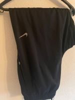 Nike Sport Hose GrXL Nordrhein-Westfalen - Steinhagen Vorschau