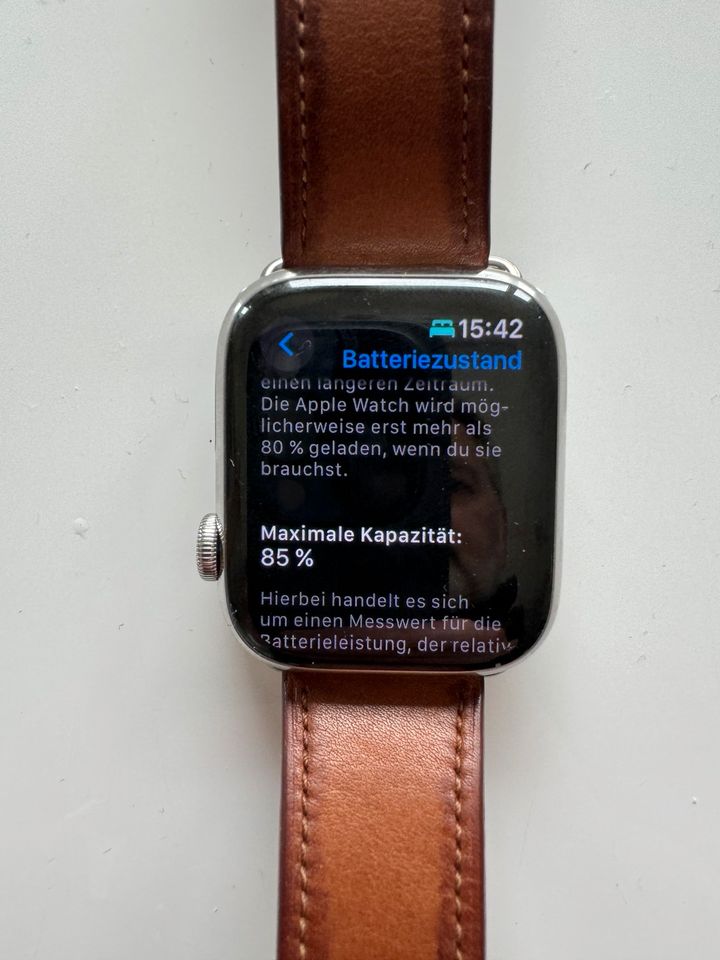 Apple Watch 7 LTE / 45mm / Silber / Edelstahl in Essen