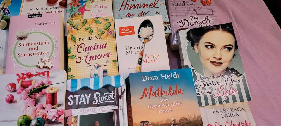 Bücher Paket Frauenromane in München