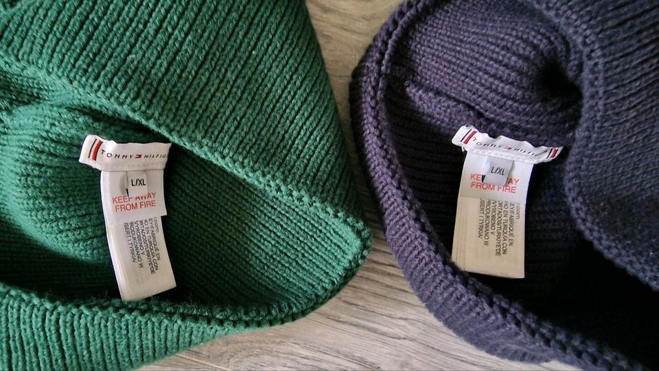 2× Original Tommy Hilfiger Strickmütze in Witten