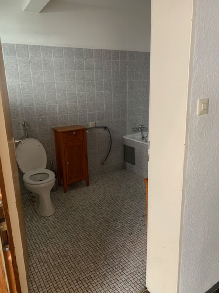 3 Zimmer Wohnung, ca. 70 qm, frei ab 1.8.2024 in Nürnberg (Mittelfr)