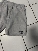 Umbro kurze Herren Hose in der  Größe L Hessen - Pohlheim Vorschau