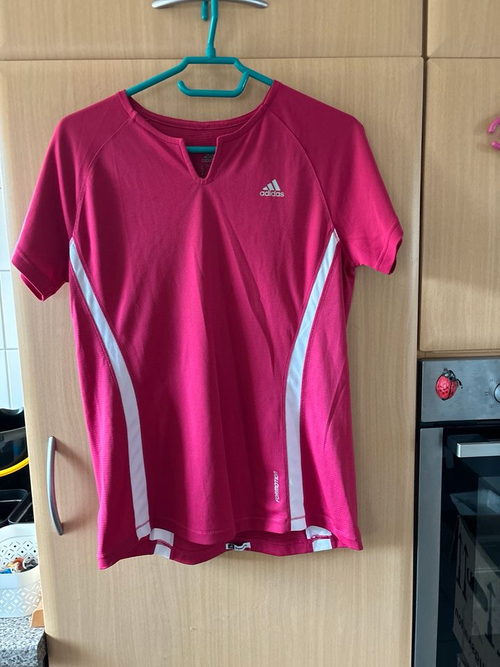 Adidas Sportshirt Funktionsware pink in 40 in Grevenbroich