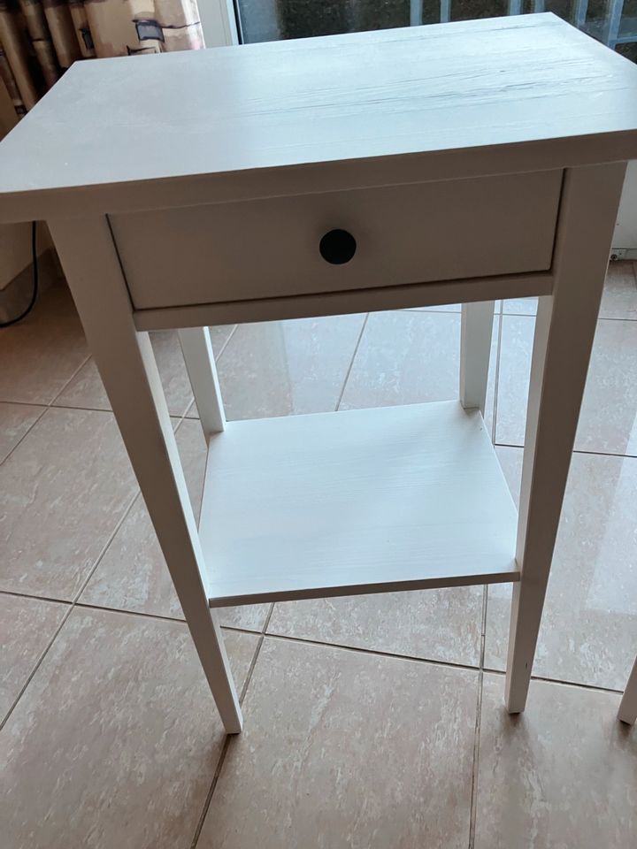 IKEA Hemnes Ablagetisch in Pohle