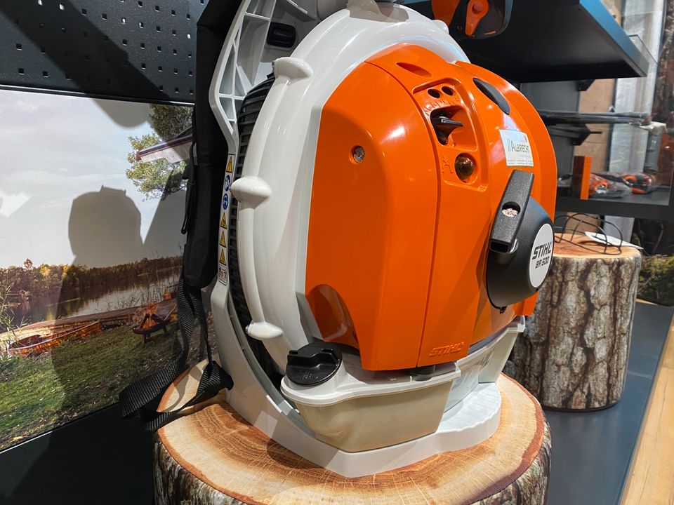 STIHL Benzin-Laubbläser BR 500 in Berlin