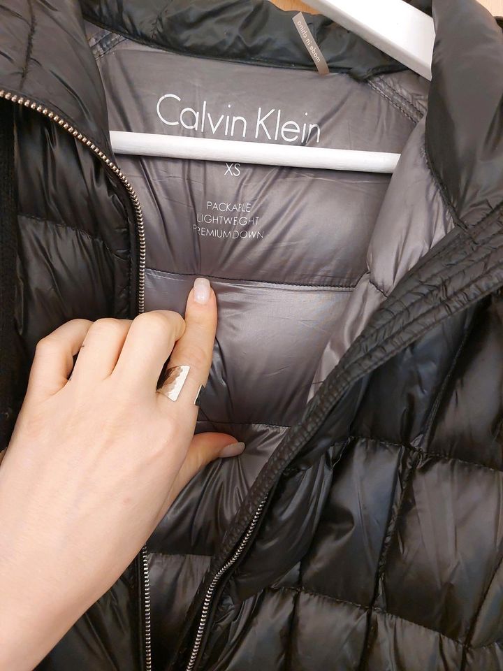 Calvin Klein Down Jacke, Premium, GrXS- S in Herford
