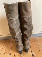 Wildleder Stiefel Marco Tozzi, Damen Gr. 39 Neuwertig Nordrhein-Westfalen - Winterberg Vorschau