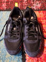 Puma Schuhe Sneaker Gr. 40 Wie NEU ANSCHAUEN Nordrhein-Westfalen - Herzebrock-Clarholz Vorschau