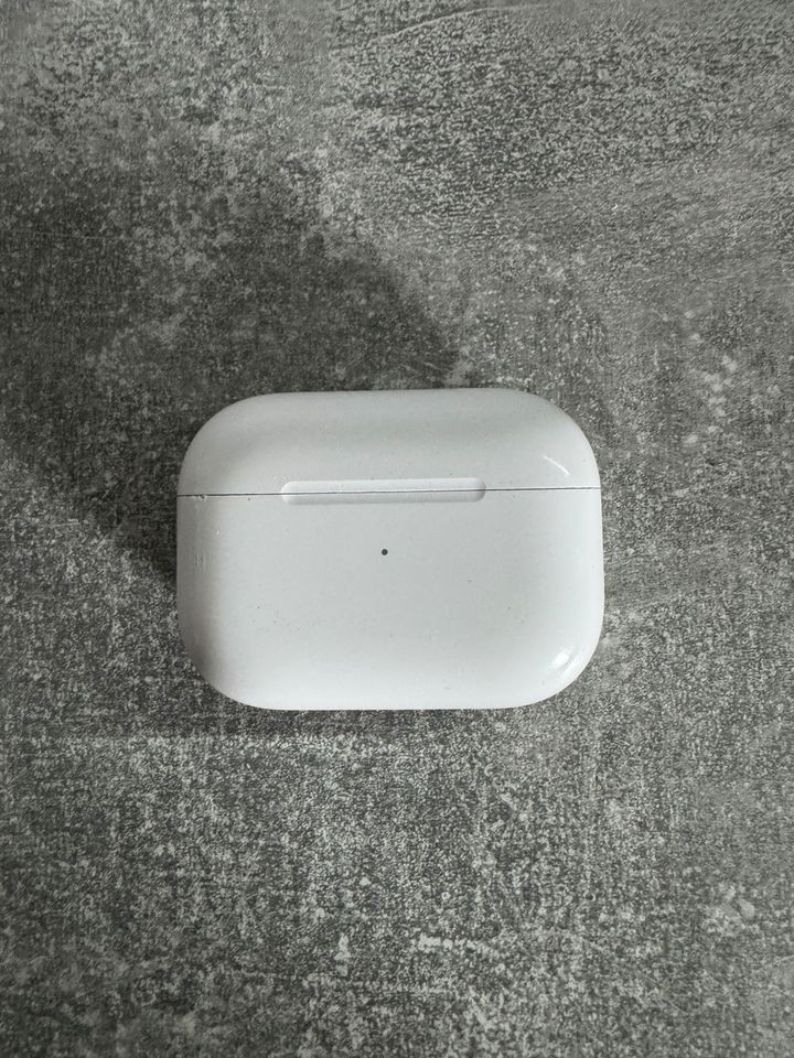 AirPods Pro 1 gen. / Linker AirPod fehlt! in Dichtelbach