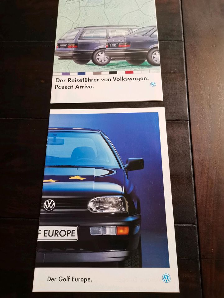 VW Golf Passat Prospekt 90er Jahre in Dormagen