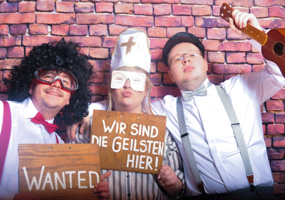 DJ für Hochzeiten, Geburtstage und andere Partys. + Fotobox in Bremen