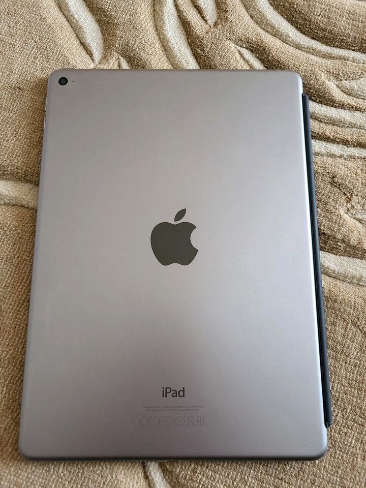 Apple iPad Air 2 Wi-Fi 64GB Grau MGKL2FD/A in Freystadt