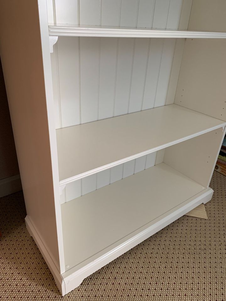 IKEA Liatorp Bücherregal weiß 2x super Zustand Stk. 125€ in Kiel