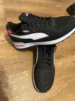 Puma Sneaker Schuhe 40/40,5 schwarz Niedersachsen - Rhauderfehn Vorschau