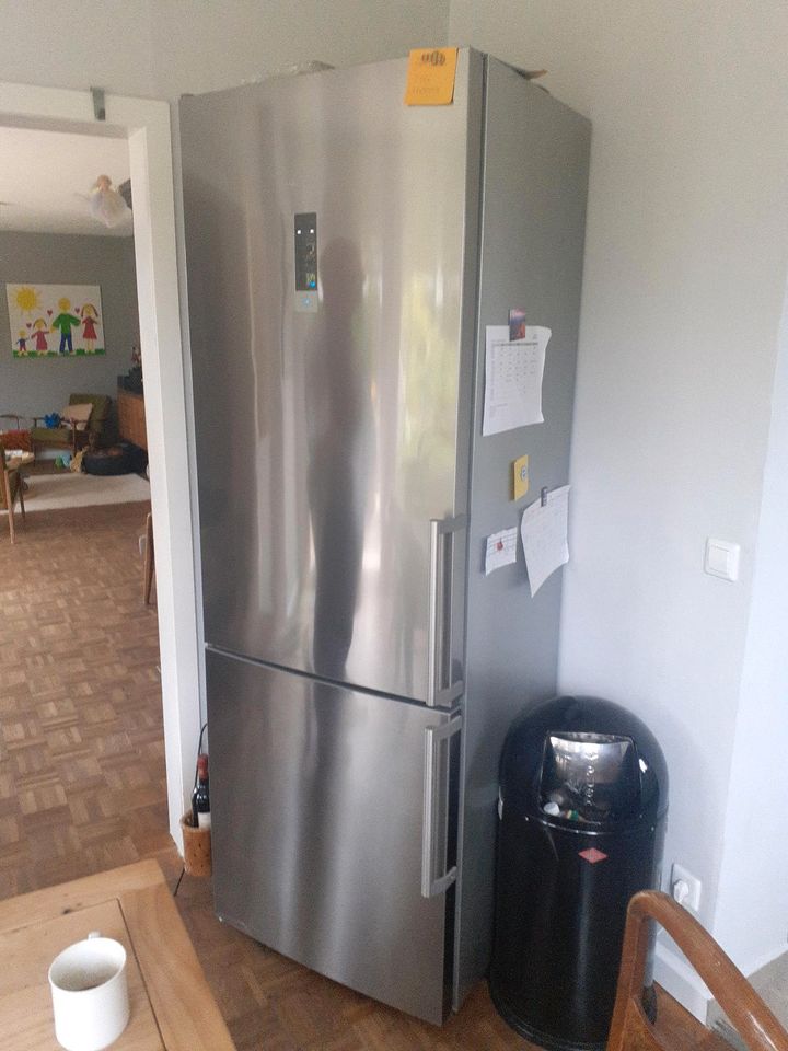 Transport Kühlschrank gesucht in Langenargen