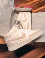 Nike Schuhe WMNS Nike Court Vision Mid Gr.42 Sneaker Weiß Bochum - Bochum-Ost Vorschau