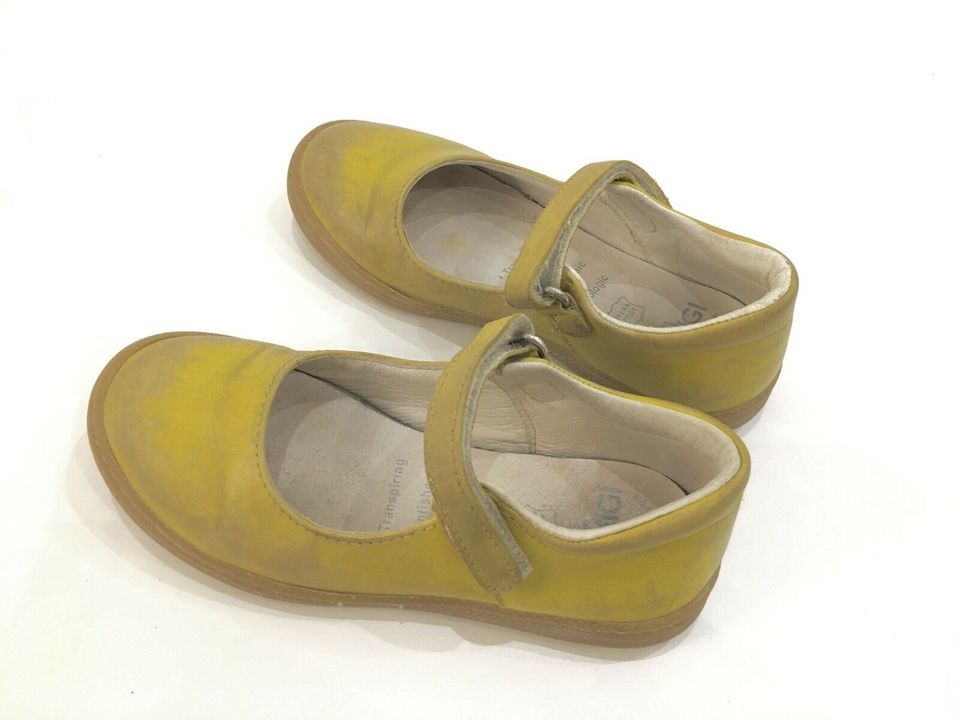 Primigi Riemchen Ballerinas aus Öko-Leder Gr. 28 in Gelb in Göttingen