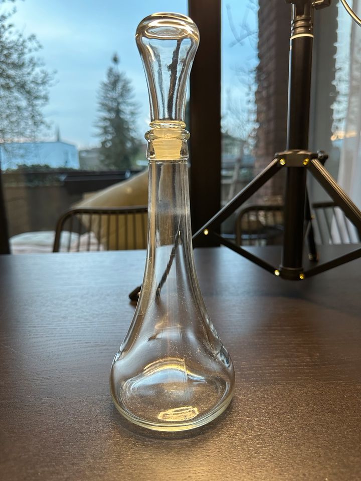 Glas Karaffe 26 cm hoch in Krefeld