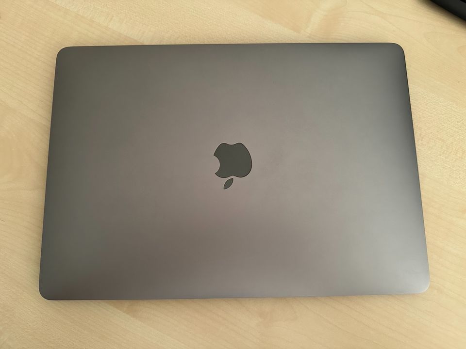 Apple MacBook Pro 13“ 2019 8GB i5 128GB SSD space gray in Neu Ulm