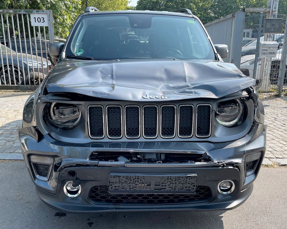 Jeep Renegade Limited 4WD R-Cam*Beats*3TKM* in Berlin