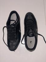 Nike Sneaker / Schuhe / Sport / Freizeit / Damen / 39 Nordrhein-Westfalen - Hagen Vorschau