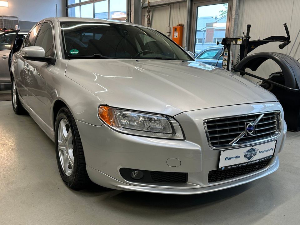 Volvo S80 Lim. 2.5 T Momentum, LL Scheckheft, Tempomat in Hannover