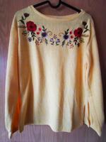 Gelber Pullover mit Blumenstickerei Rheinland-Pfalz - Ober-Olm Vorschau