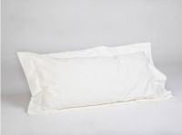 NEU YUMEKO Kissenbezug Baumwollsatin Warm White 40 x 80 mit Rand Schleswig-Holstein - Flensburg Vorschau