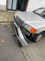 Suche W202 Frontstoßstange in Brillantsilber Dortmund - Husen Vorschau